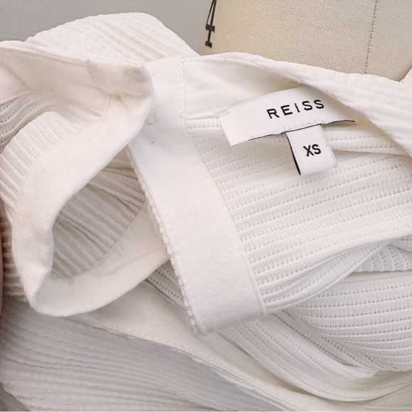 Reiss Ribbed Short Sleeve Blouse Top Ivory - Picture 3 of 6